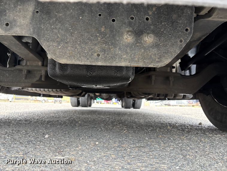 image for item YA2791 2020 Freightliner Cascadia semi truck