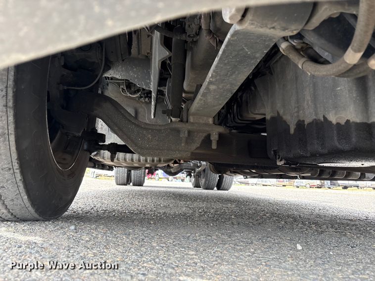 image for item YA2791 2020 Freightliner Cascadia semi truck