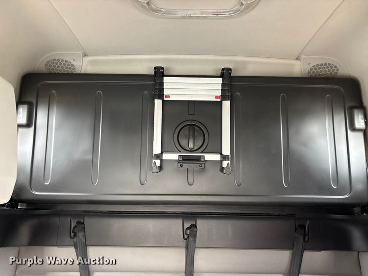 image for item YA2791 2020 Freightliner Cascadia semi truck