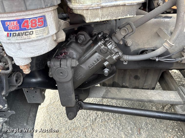 image for item YA2791 2020 Freightliner Cascadia semi truck