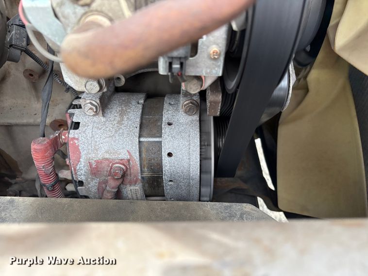 image for item YA2791 2020 Freightliner Cascadia semi truck