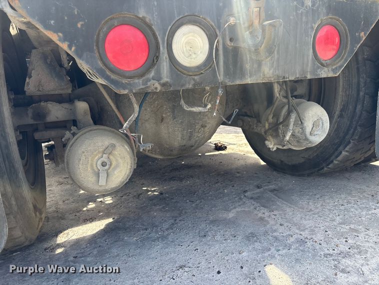 image for item YA2798 2003 Ottawa 30 yard truck