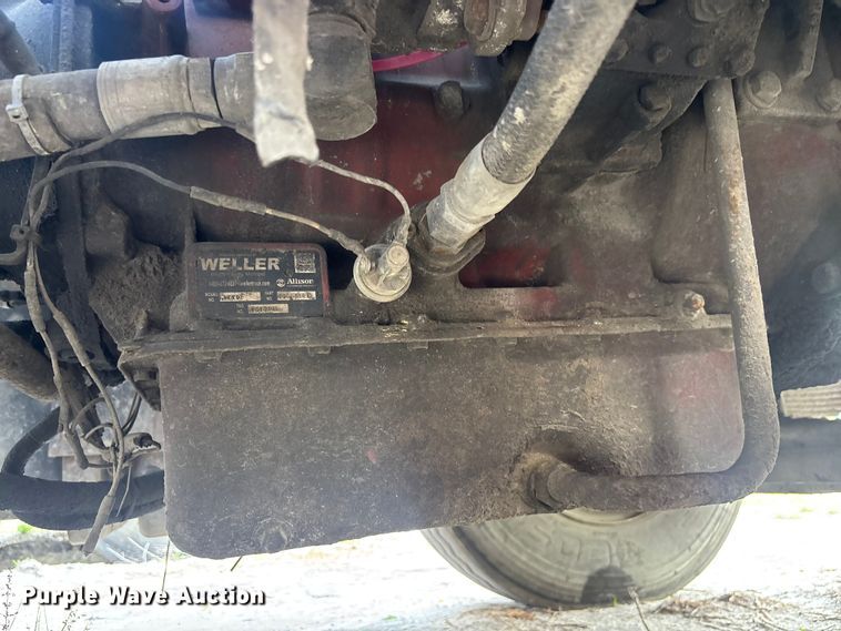 image for item YA2798 2003 Ottawa 30 yard truck