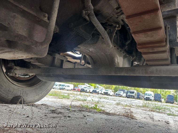 image for item YA2798 2003 Ottawa 30 yard truck