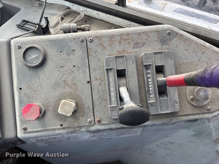 image for item YA2798 2003 Ottawa 30 yard truck