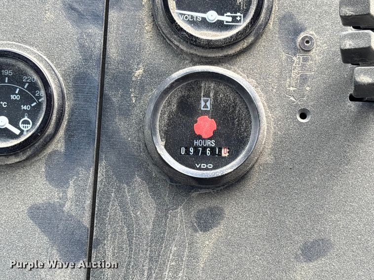 image for item YA2798 2003 Ottawa 30 yard truck