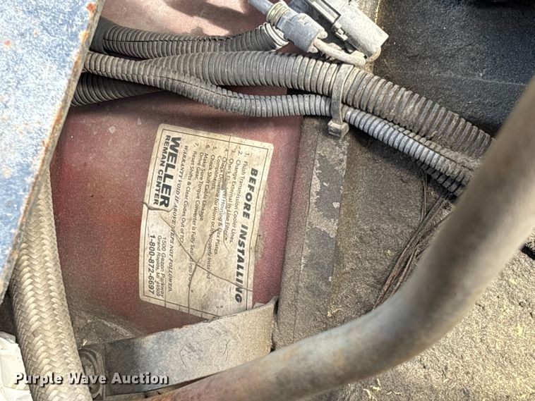 image for item YA2798 2003 Ottawa 30 yard truck