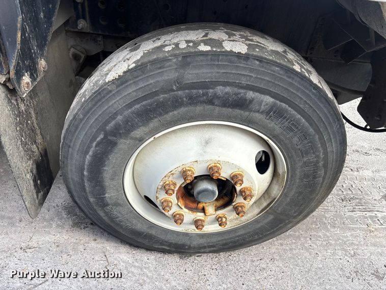 image for item YA2798 2003 Ottawa 30 yard truck