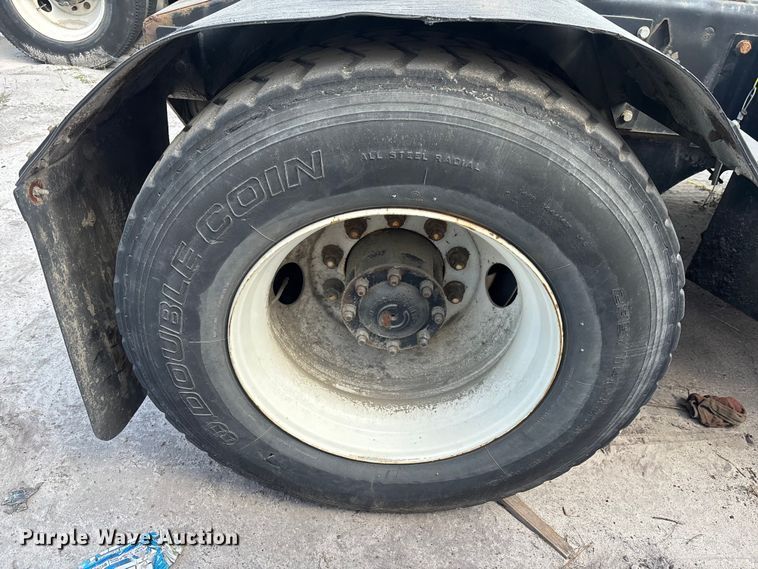 image for item YA2798 2003 Ottawa 30 yard truck