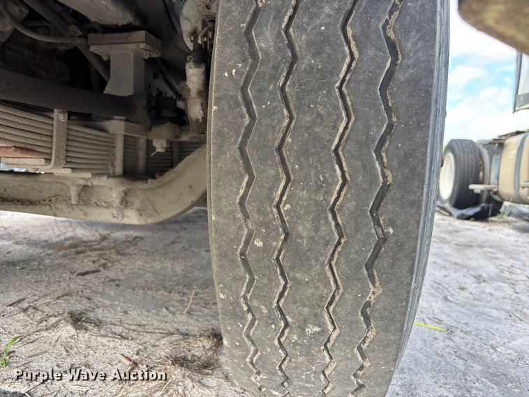 image for item YA2798 2003 Ottawa 30 yard truck