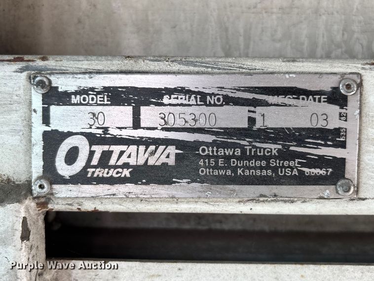 image for item YA2798 2003 Ottawa 30 yard truck