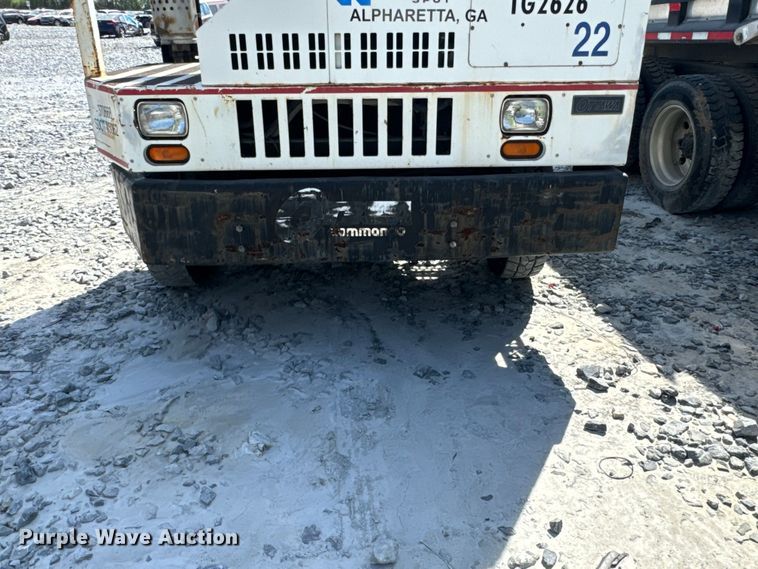 image for item YA2957 1996 Ottawa Commando 30 yard truck