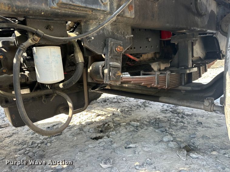 image for item YA2957 1996 Ottawa Commando 30 yard truck