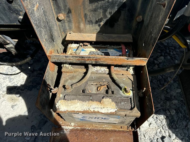 image for item YA2957 1996 Ottawa Commando 30 yard truck