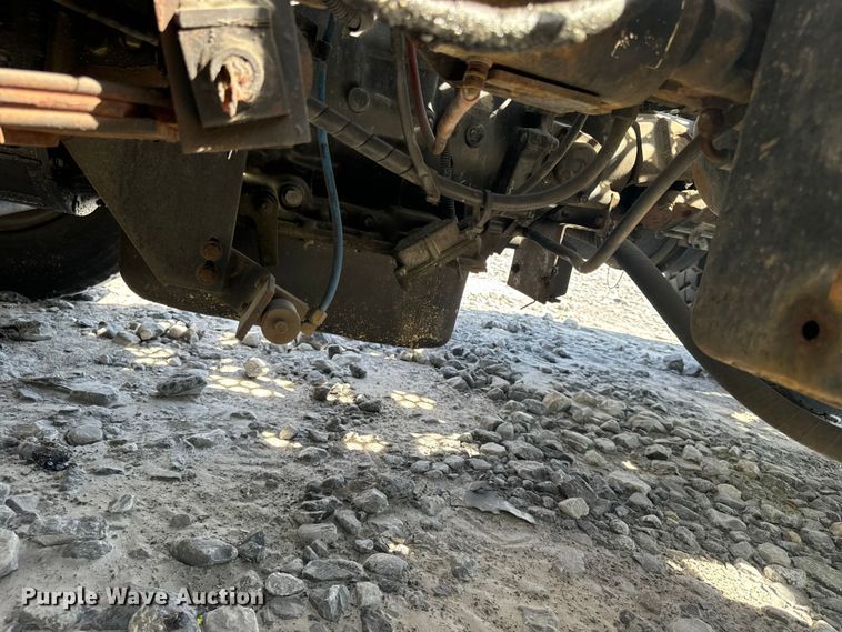 image for item YA2957 1996 Ottawa Commando 30 yard truck