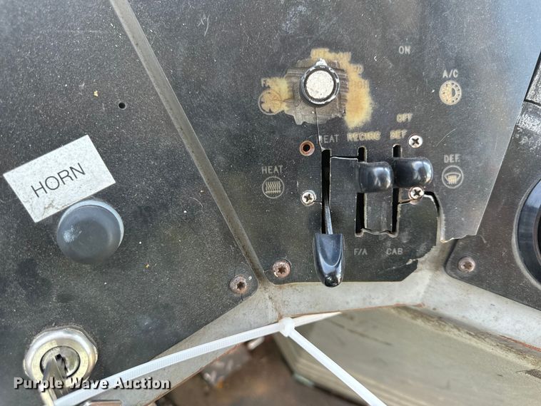 image for item YA2957 1996 Ottawa Commando 30 yard truck