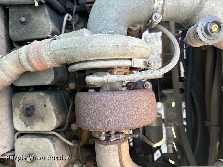 image for item YA2957 1996 Ottawa Commando 30 yard truck