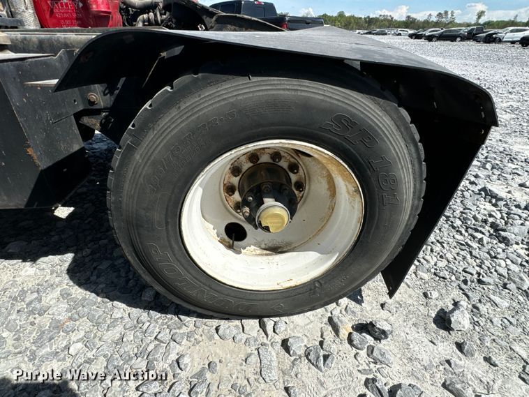 image for item YA2957 1996 Ottawa Commando 30 yard truck