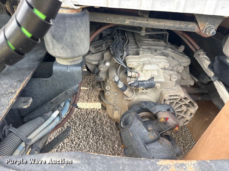 image for item YA3020 2015 Freightliner Cascadia semi truck