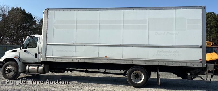 image for item YA6108 2018 International 4300 box truck