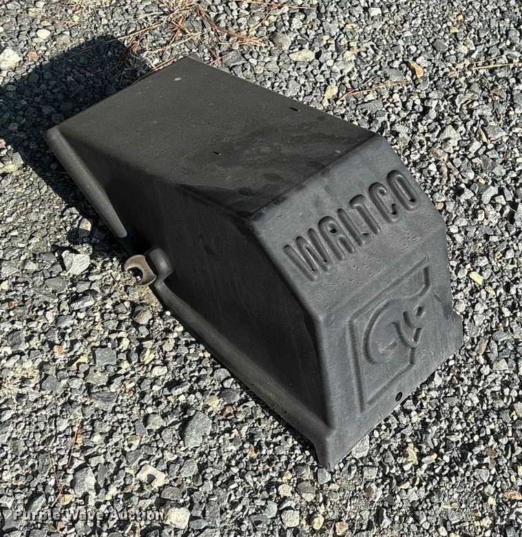 image for item YA6108 2018 International 4300 box truck