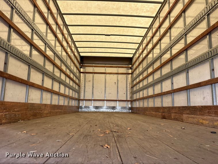 image for item YA6108 2018 International 4300 box truck