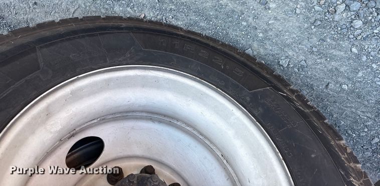 image for item YA6108 2018 International 4300 box truck