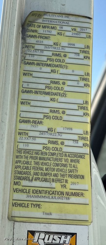 image for item YA6108 2018 International 4300 box truck