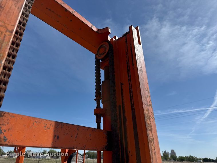 image for item DH1957 Toyota 4FG20 forklift
