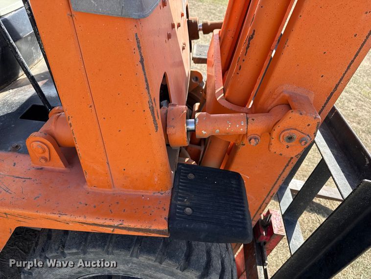 image for item DH1957 Toyota 4FG20 forklift