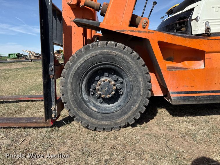 image for item DH1957 Toyota 4FG20 forklift