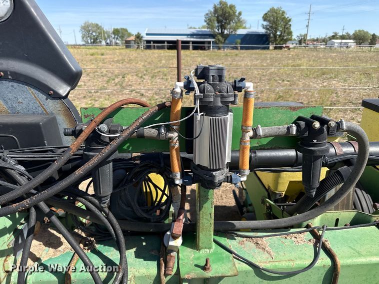 image for item DH1958 John Deere 7300 no-till planter