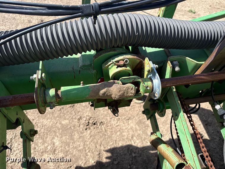 image for item DH1958 John Deere 7300 no-till planter