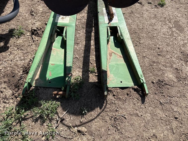 image for item DH1958 John Deere 7300 no-till planter