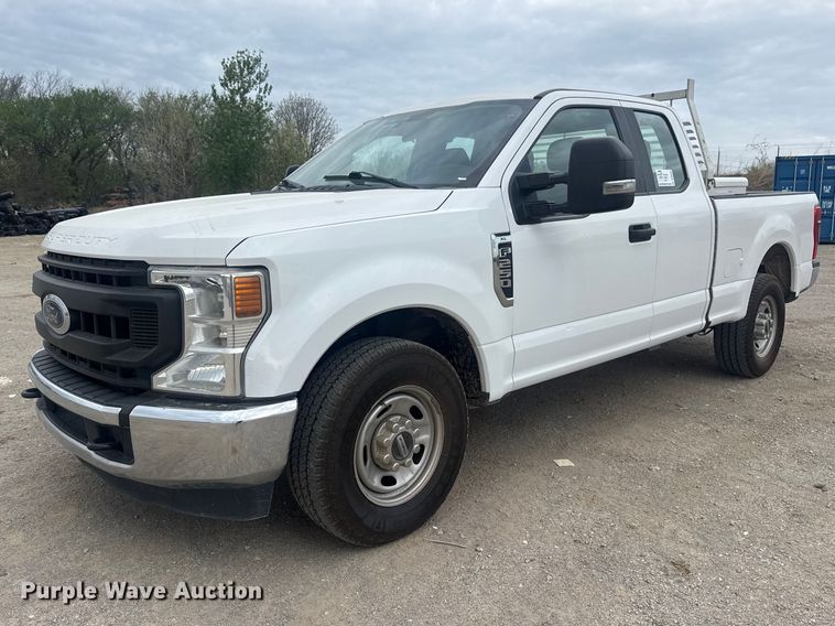 image for item DO8485 2020 Ford F250 Super Duty Ext. Cab pickup truck