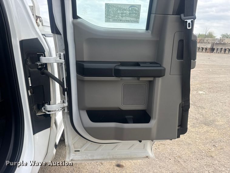 image for item DO8485 2020 Ford F250 Super Duty Ext. Cab pickup truck