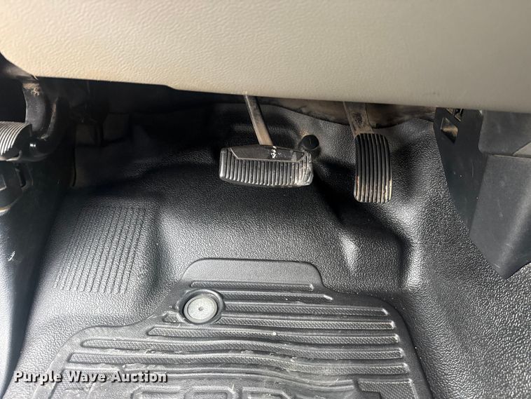 image for item DO8485 2020 Ford F250 Super Duty Ext. Cab pickup truck