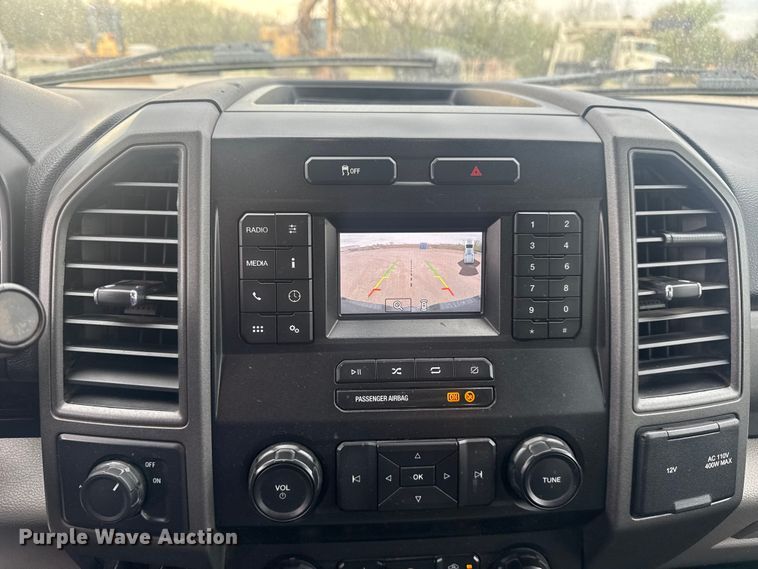 image for item DO8485 2020 Ford F250 Super Duty Ext. Cab pickup truck