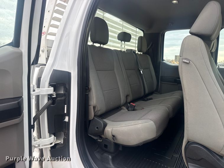 image for item DO8485 2020 Ford F250 Super Duty Ext. Cab pickup truck