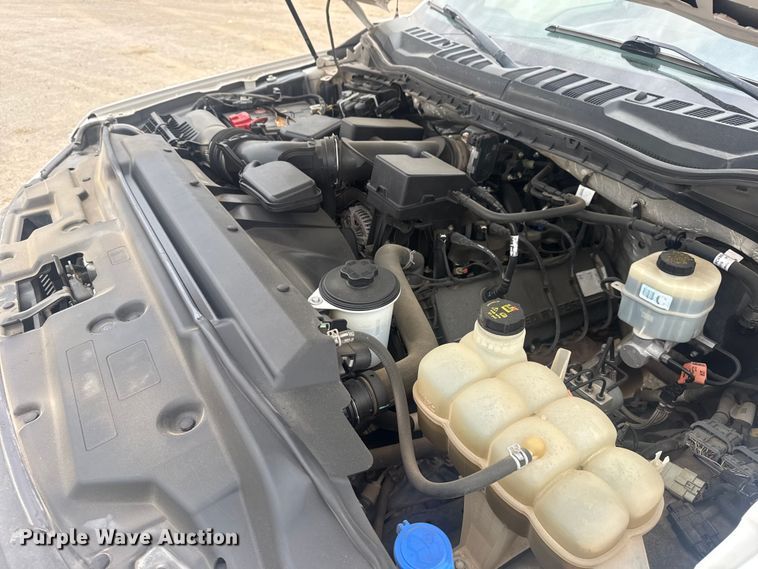 image for item DO8485 2020 Ford F250 Super Duty Ext. Cab pickup truck