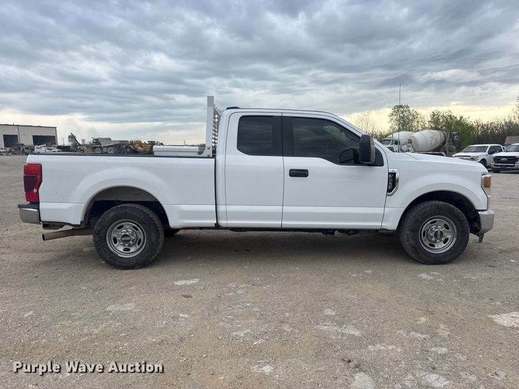 image for item DO8486 2021 Ford F250 Super Duty Ext. Cab pickup truck
