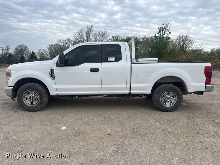 image for item DO8486 2021 Ford F250 Super Duty Ext. Cab pickup truck