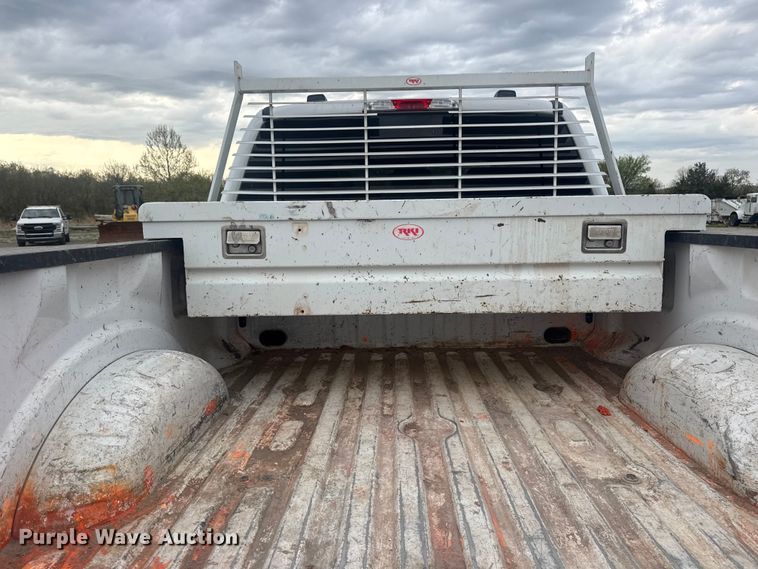 image for item DO8486 2021 Ford F250 Super Duty Ext. Cab pickup truck