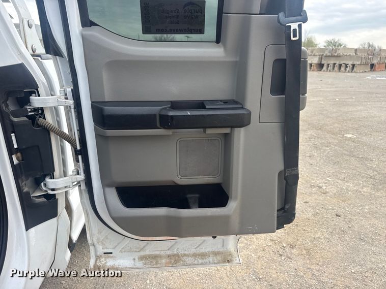 image for item DO8486 2021 Ford F250 Super Duty Ext. Cab pickup truck