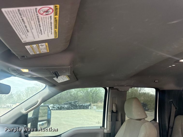 image for item DO8486 2021 Ford F250 Super Duty Ext. Cab pickup truck