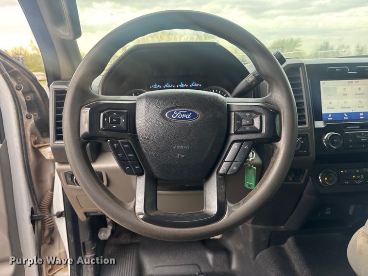image for item DO8486 2021 Ford F250 Super Duty Ext. Cab pickup truck