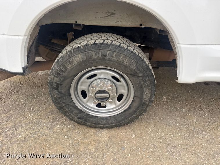 image for item DO8486 2021 Ford F250 Super Duty Ext. Cab pickup truck