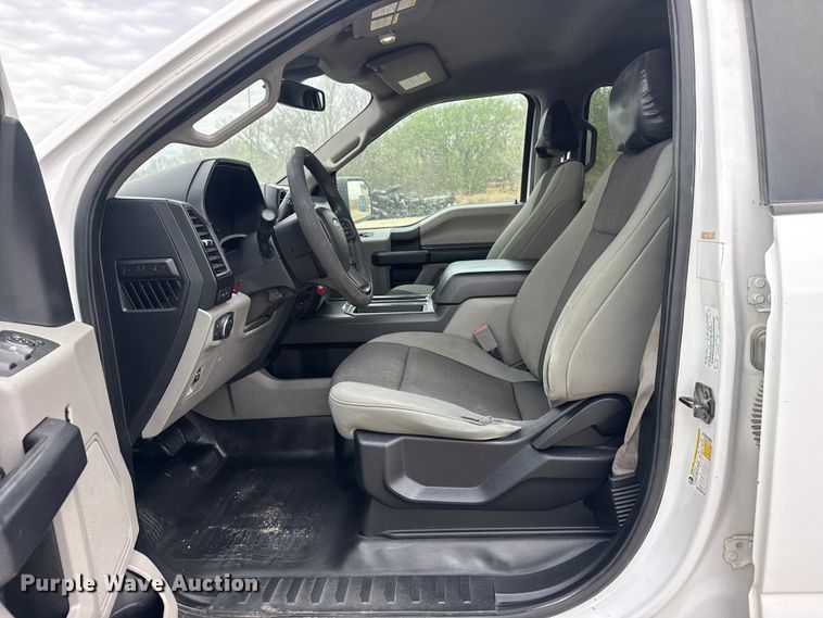 image for item DO8487 2020 Ford F150 Crew Cab pickup truck