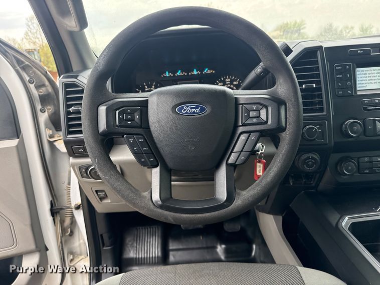 image for item DO8487 2020 Ford F150 Crew Cab pickup truck