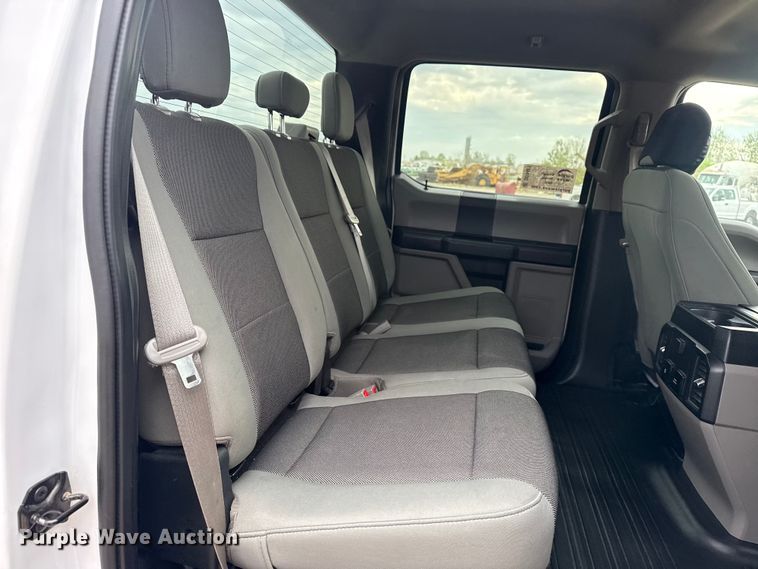 image for item DO8487 2020 Ford F150 Crew Cab pickup truck